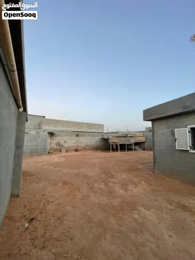 منزل في منطقة سكنية ممتازة في كرزاز / مصراته 2