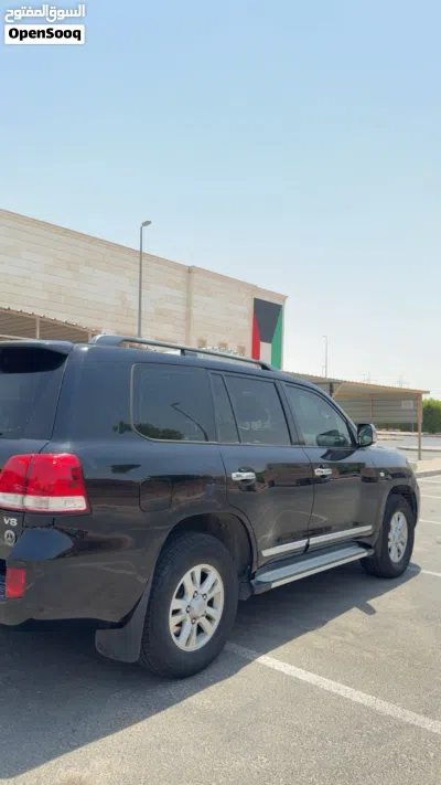 تويوتا لاند كروزر GXR 4