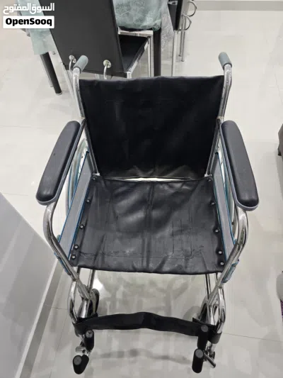 wheel chair (1 month used) 2