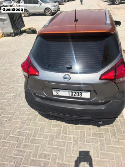 Nissan Kicks SV 2