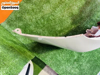 طمبون اماميم ستعمل تويوتا بريوس 2019-2022 Toyota Prius 2019-2022 مستعمل اصلي لون ابيض لؤلؤي 4