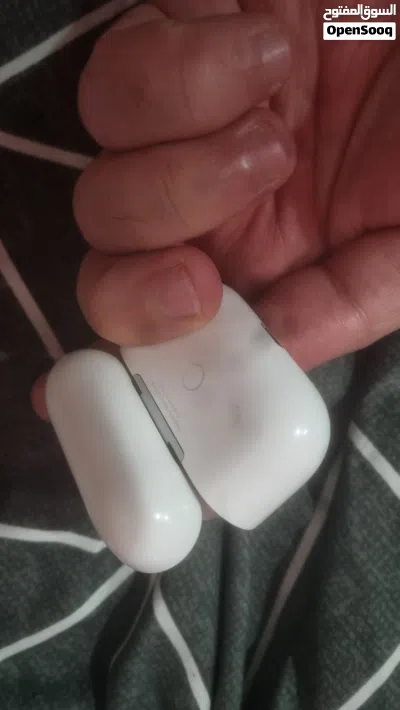 aipods pro 1 2