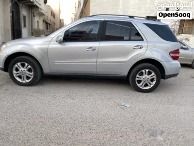 مرسيدس بنز الفئة-M ML 500 2