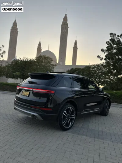 Lincoln Corsair Premiere 4