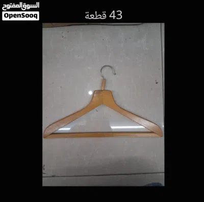 علاقات ملابس خشب 2