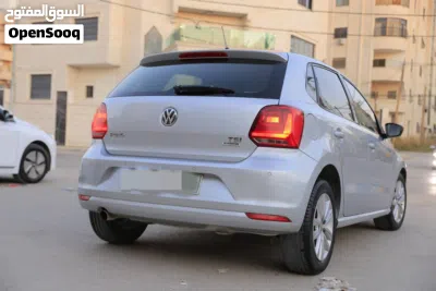 فولكسفاغن بولو Standard 2