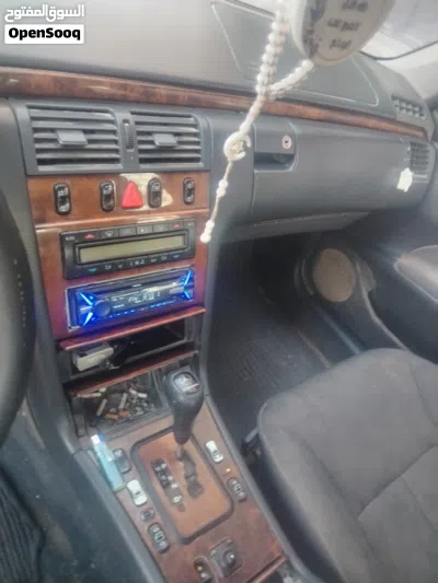 Mercedes Benz E-Class E 320 3