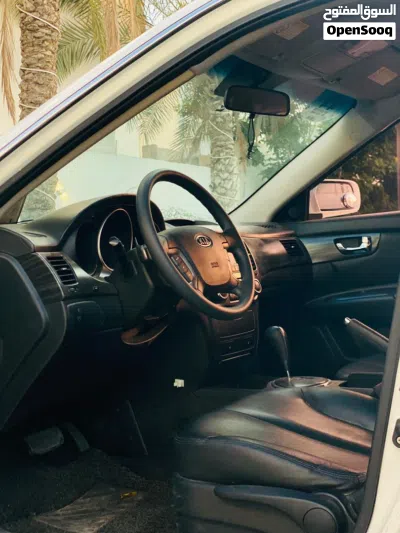 Kia Lotze 4
