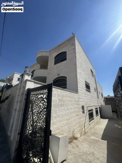 فيلا للبيع 4
