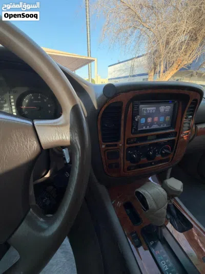 Toyota Land Cruiser GX 2
