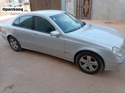 Mercedes Benz E-Class E 320 2