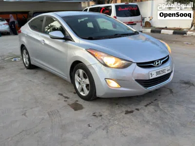 Hyundai Elantra GL 2