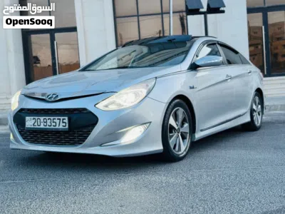 Hyundai Sonata Limited 3