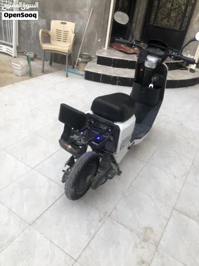 داجه شحن R900سعرها600شعاله كلشي ما بيها يوادلها بتريات ثنين متفوخات 2