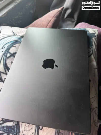 Apple MacBook Pro 14-inch M5 Pro 1Tb, 24gb ram 4