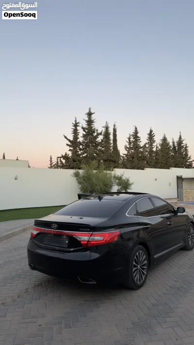 Hyundai Azera Standard 3