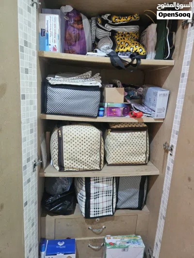 Big Wardrobe/cupboard for only 5kd. Good condition 4