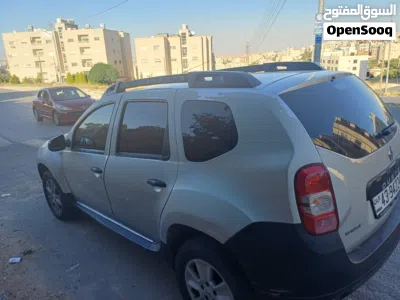 Renault Duster Standard 4