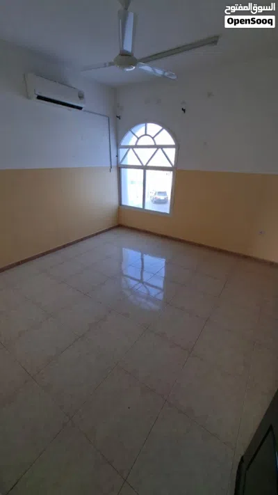 ستوديو للايجار فى الخوض studio for rent in alkhud 4