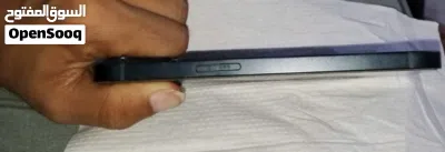ايفون 13العادي 4