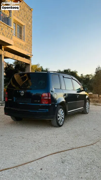 فولكسفاغن توران R-Line 2