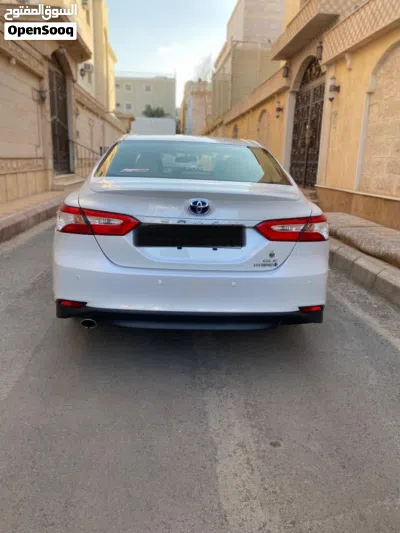 تويوتا كامري GLE 2