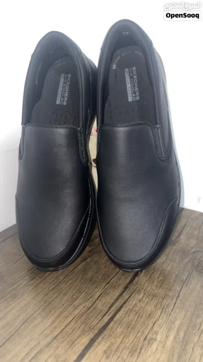 حذاء سكتشر طبي اصلي جديد 3