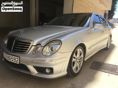 مرسيدس بنز الفئة-E E 200 2
