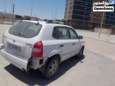 Hyundai Tucson XRT 4