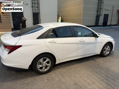 Hyundai Elantra GL 2