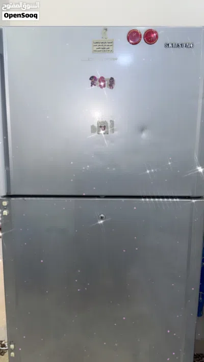 ثلاجه نظيف جدا شغاله وبارده جدا لبيع بسعر رخيص55 3