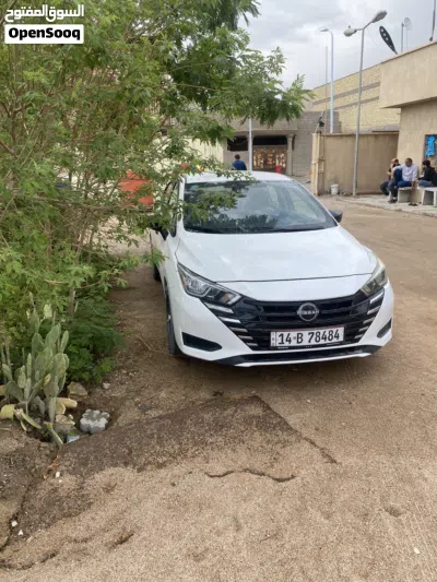 Nissan Versa S 2