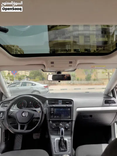 فولكسفاغن جولف E-Golf 4