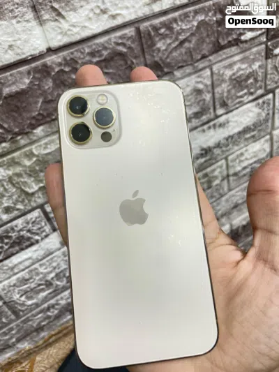 ايفون 12 pro للبيع أول للبدل على احدث 3