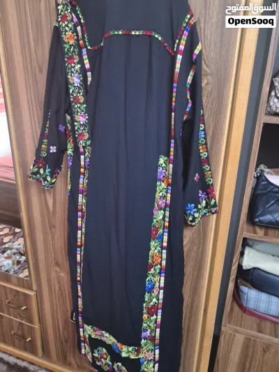 ثوب تطريز يدوي مكلف فوق 250 دينار للبيع ب 150 4