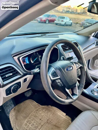 Ford Fusion SEL 2