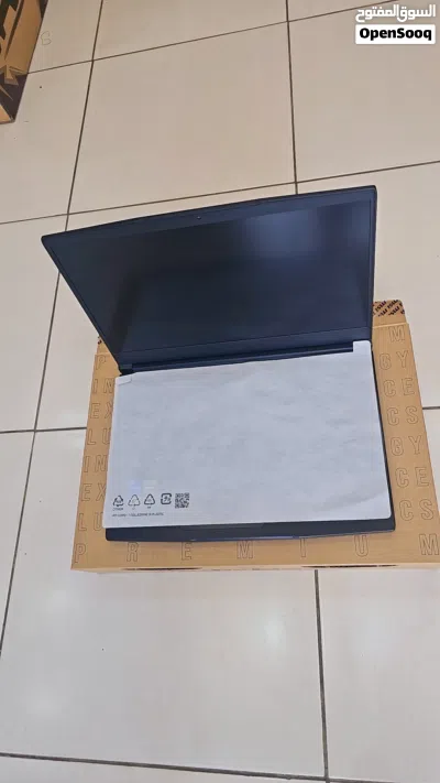 لابتوب i7 MSI مواصفات عاليه للبرامج الهندسية والالعاب والتصاميم شبه جديد استخدام خفيف جدا جدا جدا. 4