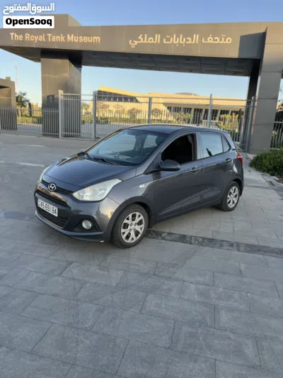 Hyundai i10 Standard 4