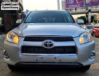 Toyota RAV 4 Limited 2