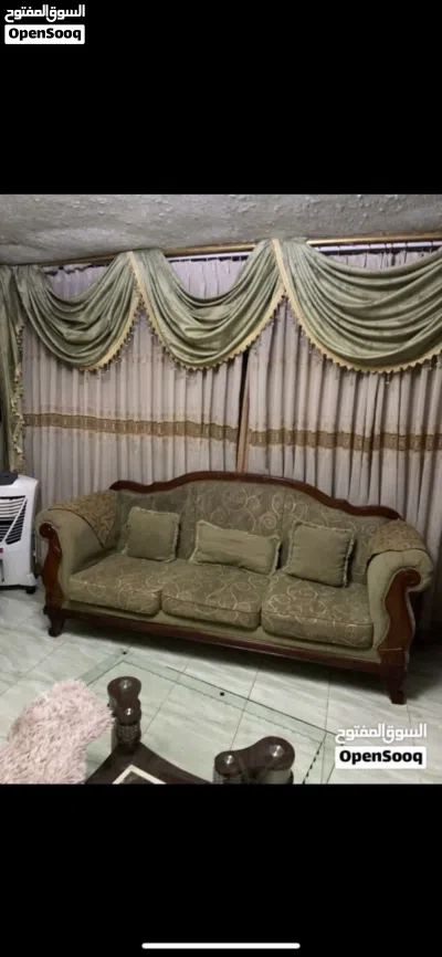 طقم كنب بحاله جيده 4