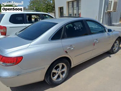 Hyundai Azera GL 4