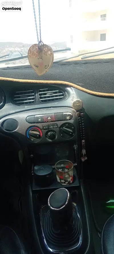 Hyundai Avante SE 2