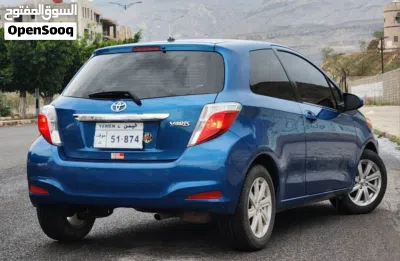 Toyota Yaris S 2