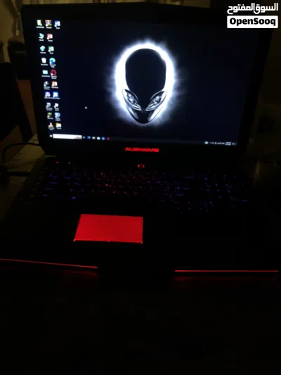Alienware 17 r2 gaming laptop 3