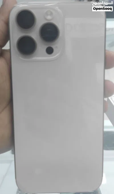 iPhone 16 Pro Max 3