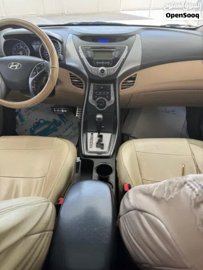 Hyundai Elantra GLS 4
