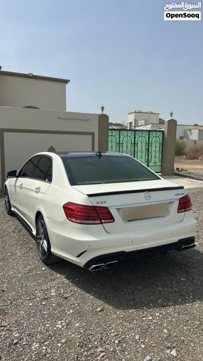 مرسيدس بنز الفئة-E E 550 4