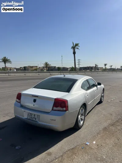 Dodge Charger SXT 3