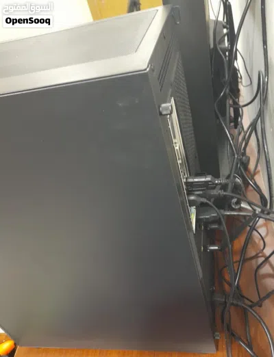 Intel processor: i5-13400F - Graphic Card: RTX 5060 - DDR4 RAM : 24gb - 3600Mhz - M.2 Nvme SS 2