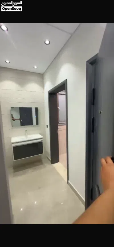 2شقق سكنية تشطيب حديث للإيجار 4